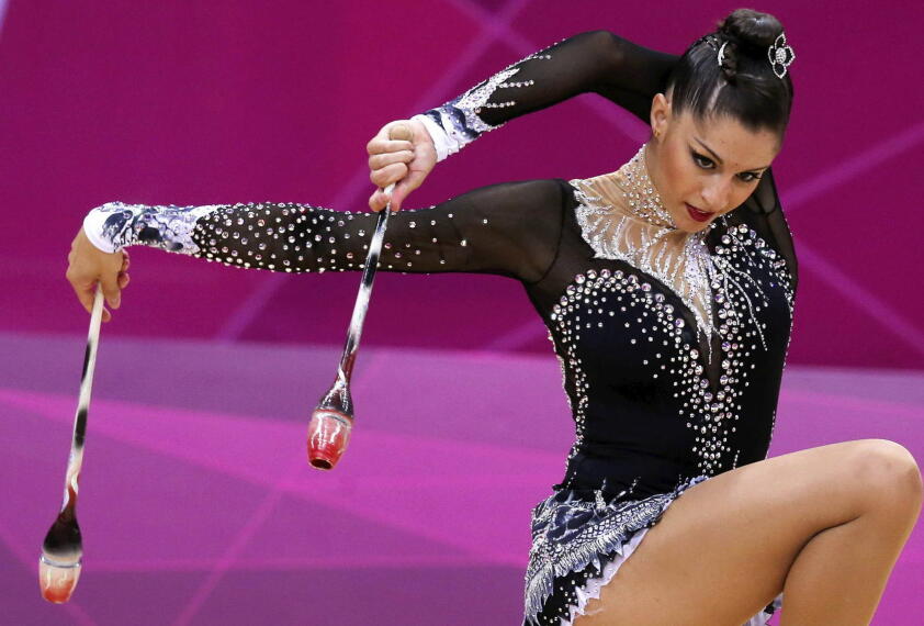 Las Mazas Y Las Cintas Protagonistas De La Jornada De Gimnasia Artistica Diariovasco Com Foto 9 De 20