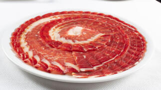 Jamón Ibérico de Cebo 50% Raza Ibérica Cortado en Tapas