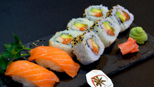 Bandeja sushi fusión 'take away' con 18 piezas Mercado San Martín por 14 ? - oferta con sushi san martin